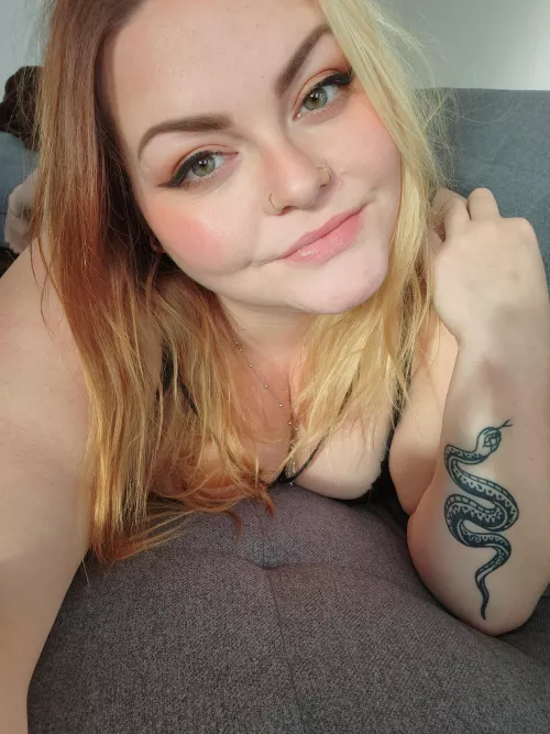 They say that kissing is a language 0f love, so would you mind starting a conversation with me? by EmberAdams4