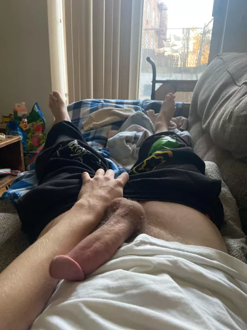 Want to help me with my morning wood? 👅 DMs open by Street_Mud_6606