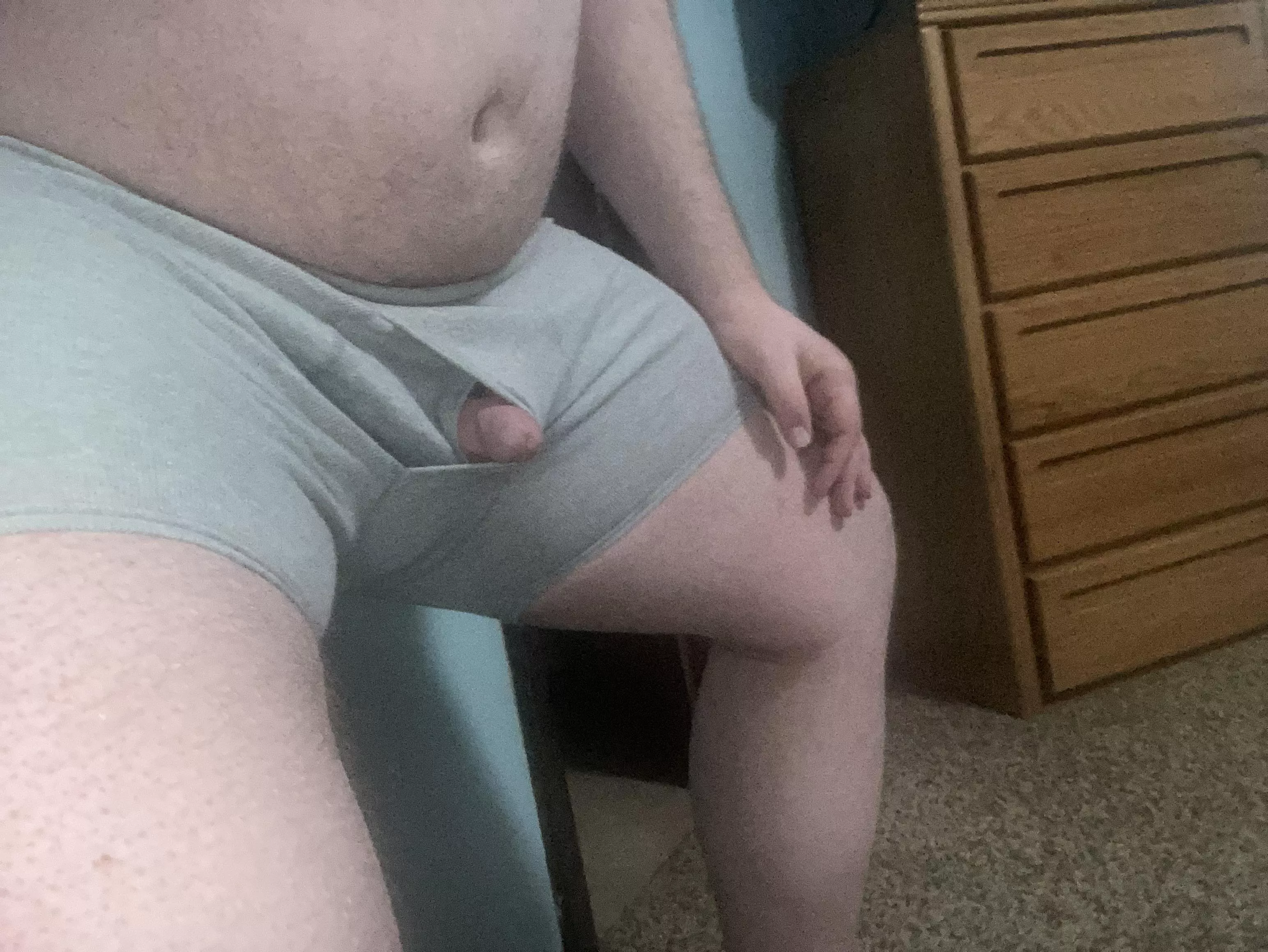 Who wants to hang out posted by Easy_Platypus_1913