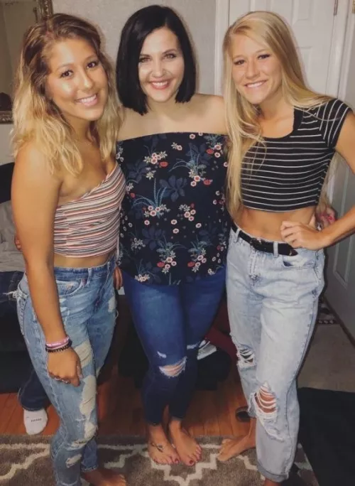 Who’s going back to dorm stuffed first? by Flat_Lime_3410