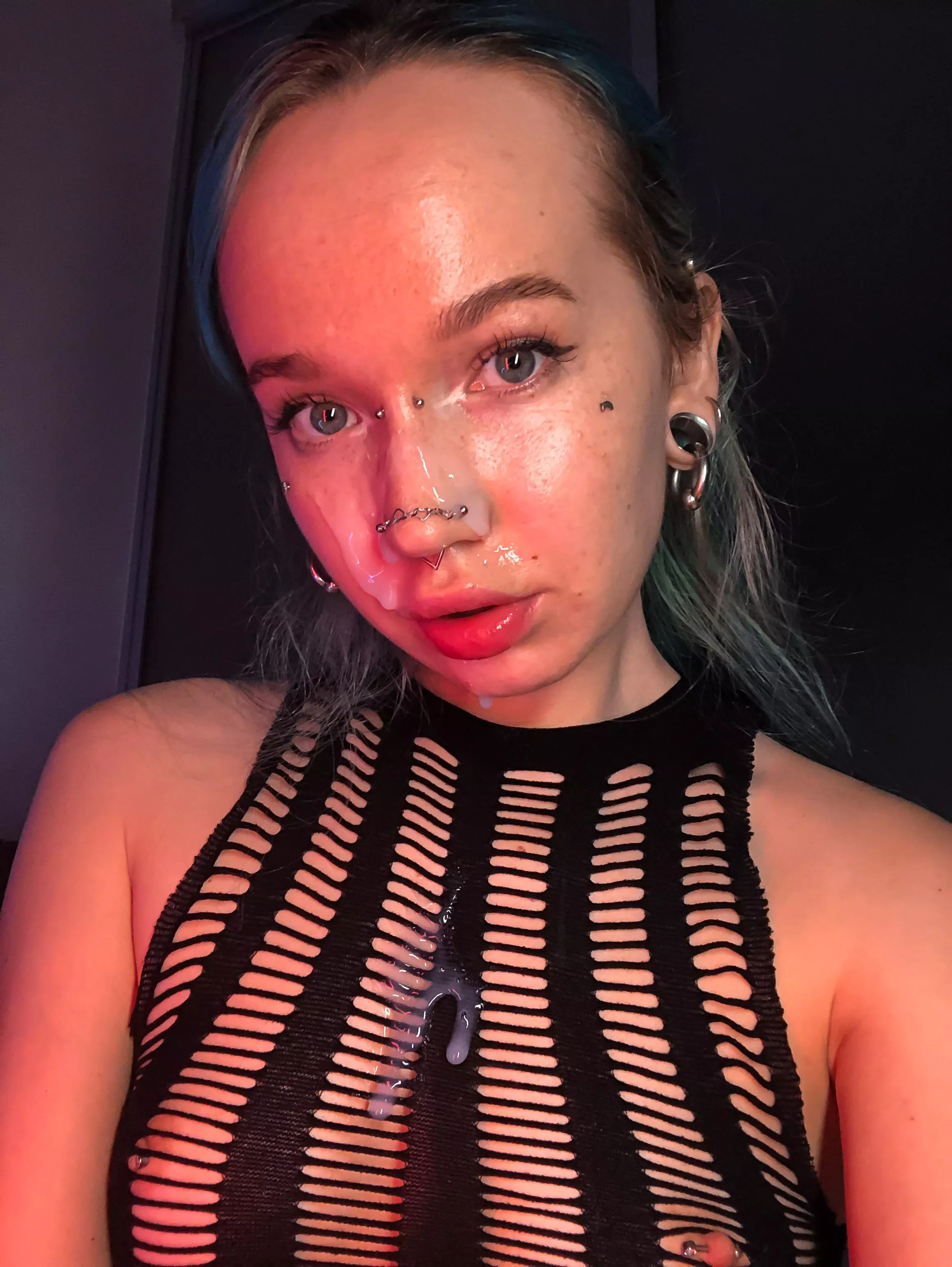 Your dick is a gun, my face is a bag. posted by Scarletty62