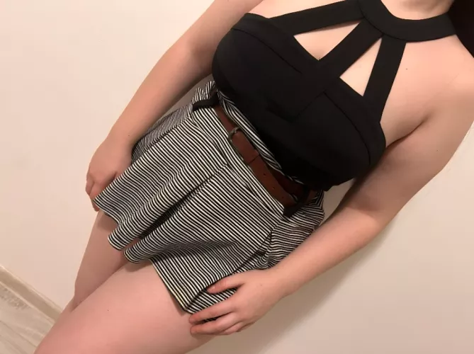 Always ready for the braless look by Lil_Wicked_Evelyn