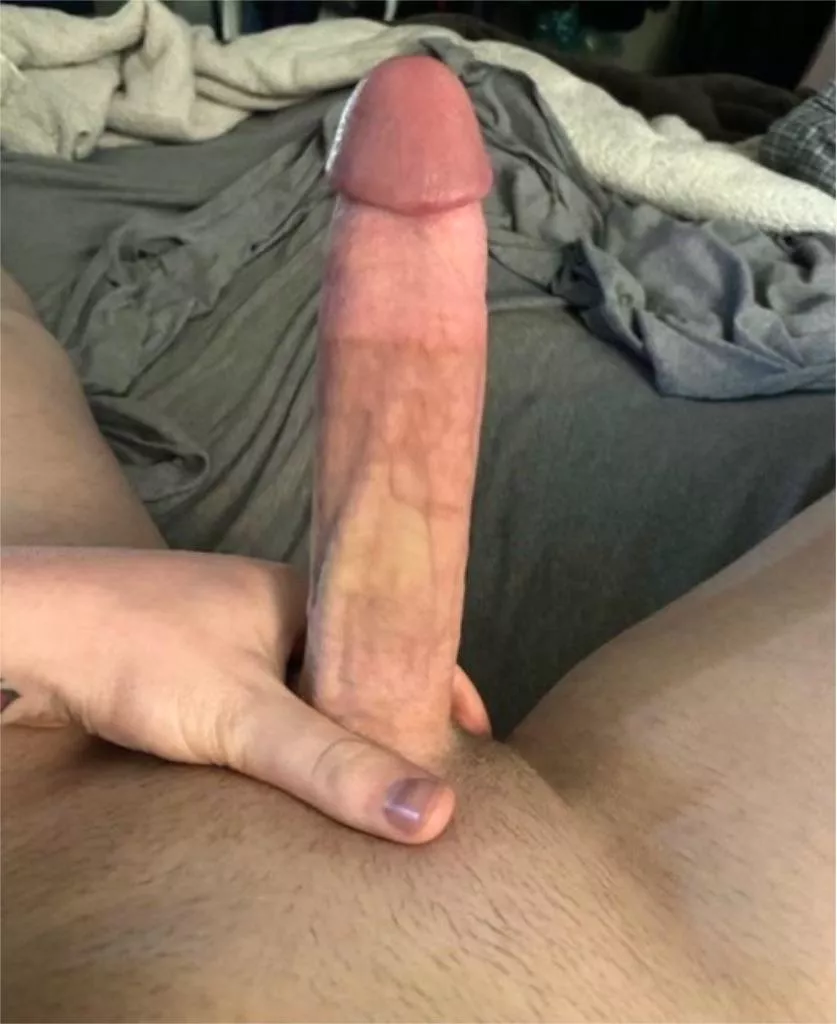 Bf definitely wouldn’t want me sharing my cock…. But my cock seems to approve! Haha 26 from Minneapolis. Telegrm t_2597 posted by Tyk072597