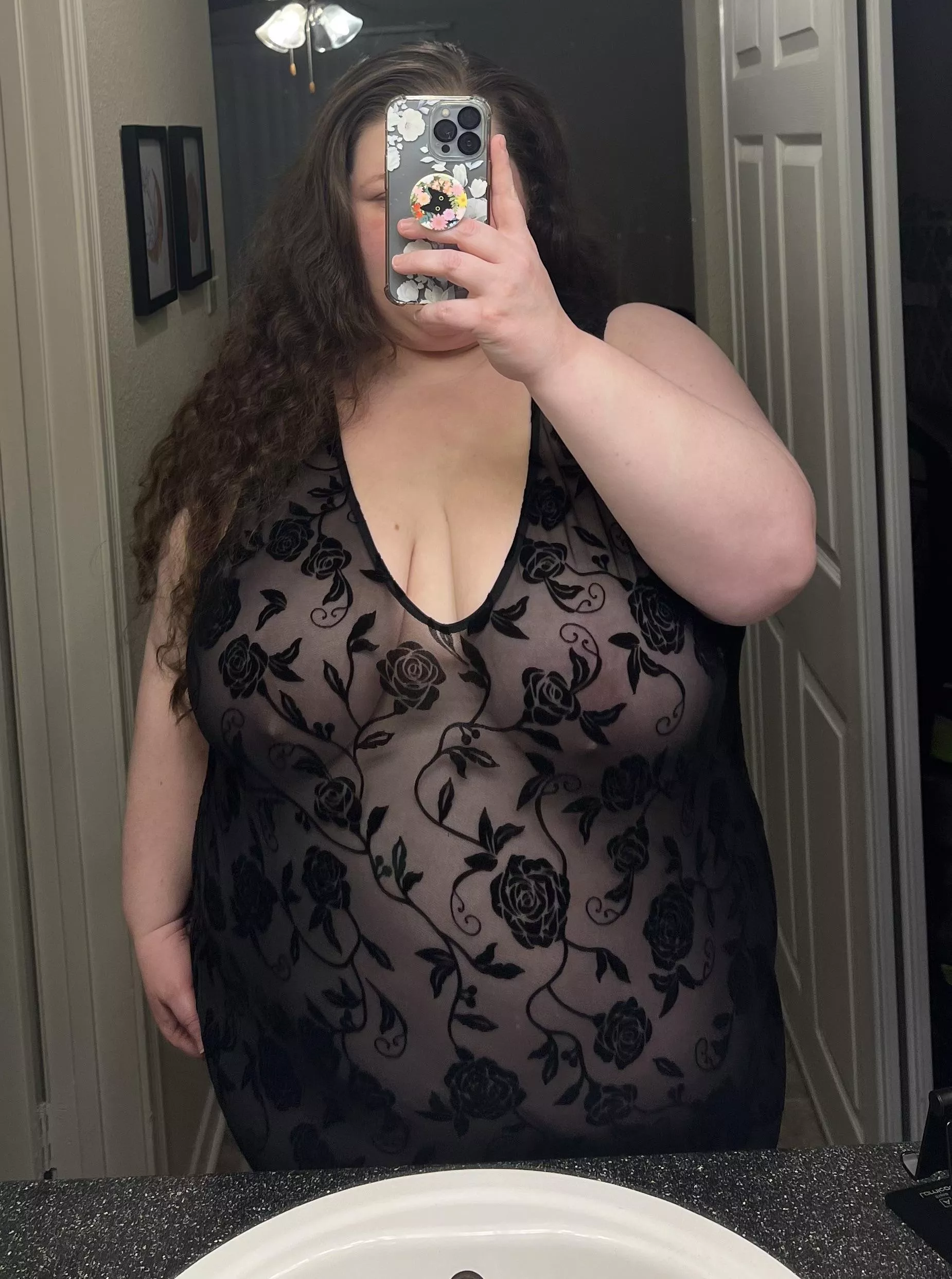 Does this make me look slutty? posted by xoxokallie