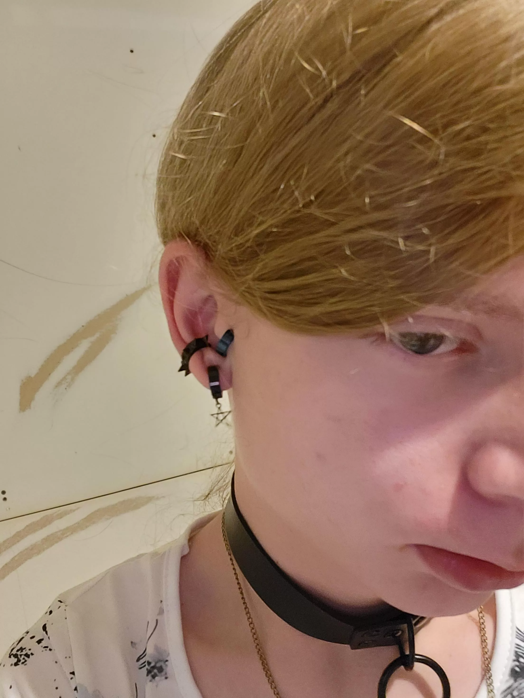 Feeling cute posted by dark_angle_slate420