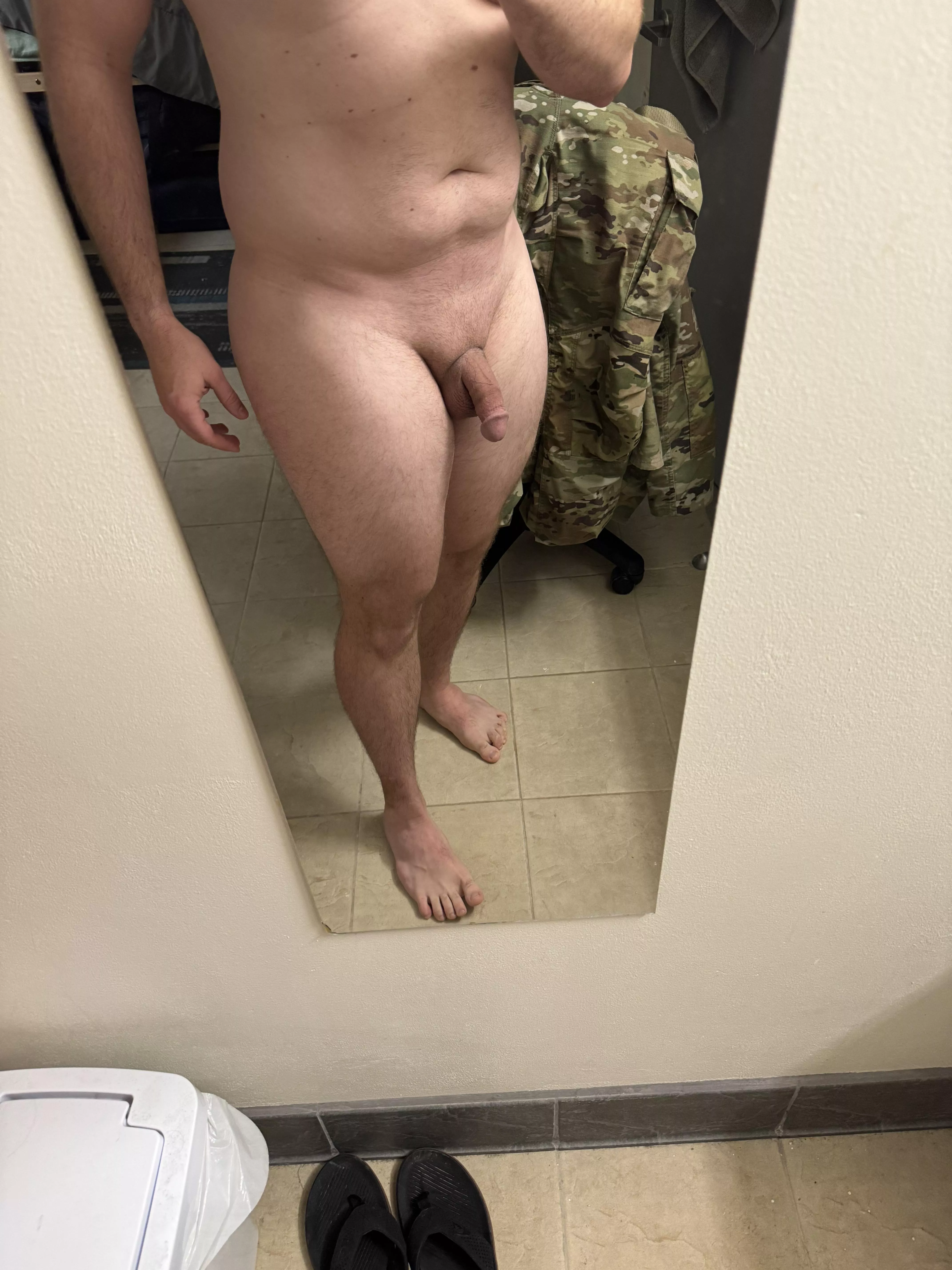 Fresh trim after leg day posted by nogas94