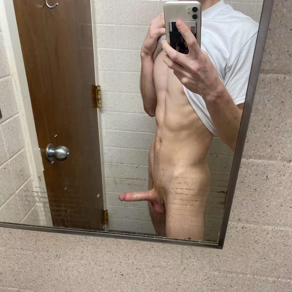 Honest opinions… is it small? posted by BETA_B01