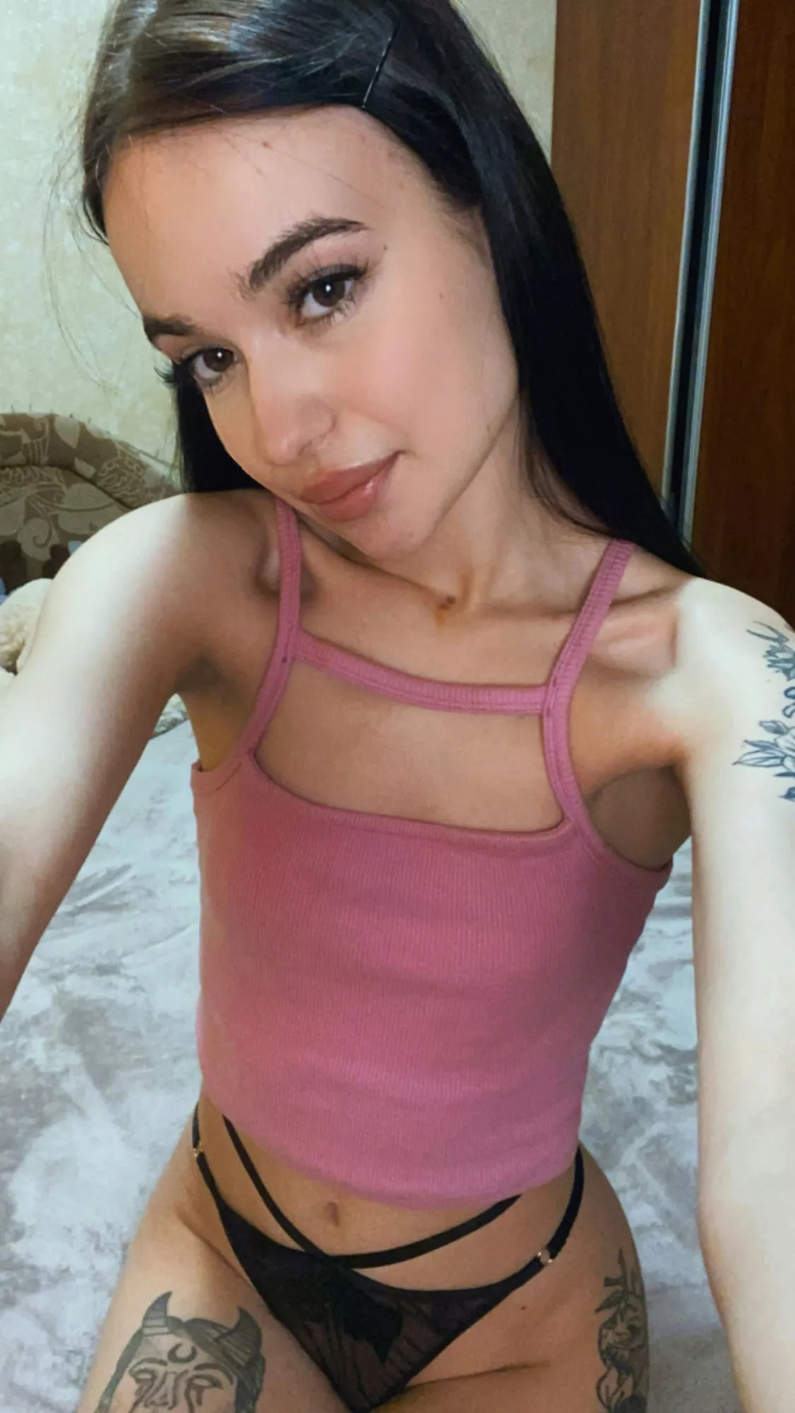 I may be pint-sized, but let me tell you, perfection comes in small packages 😉 posted by Fit_Yogurtcloset_586