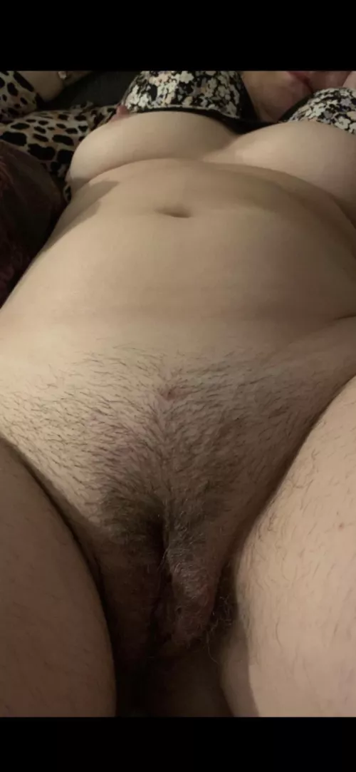 Loves sharing after a few drinks by bigalbackwheel