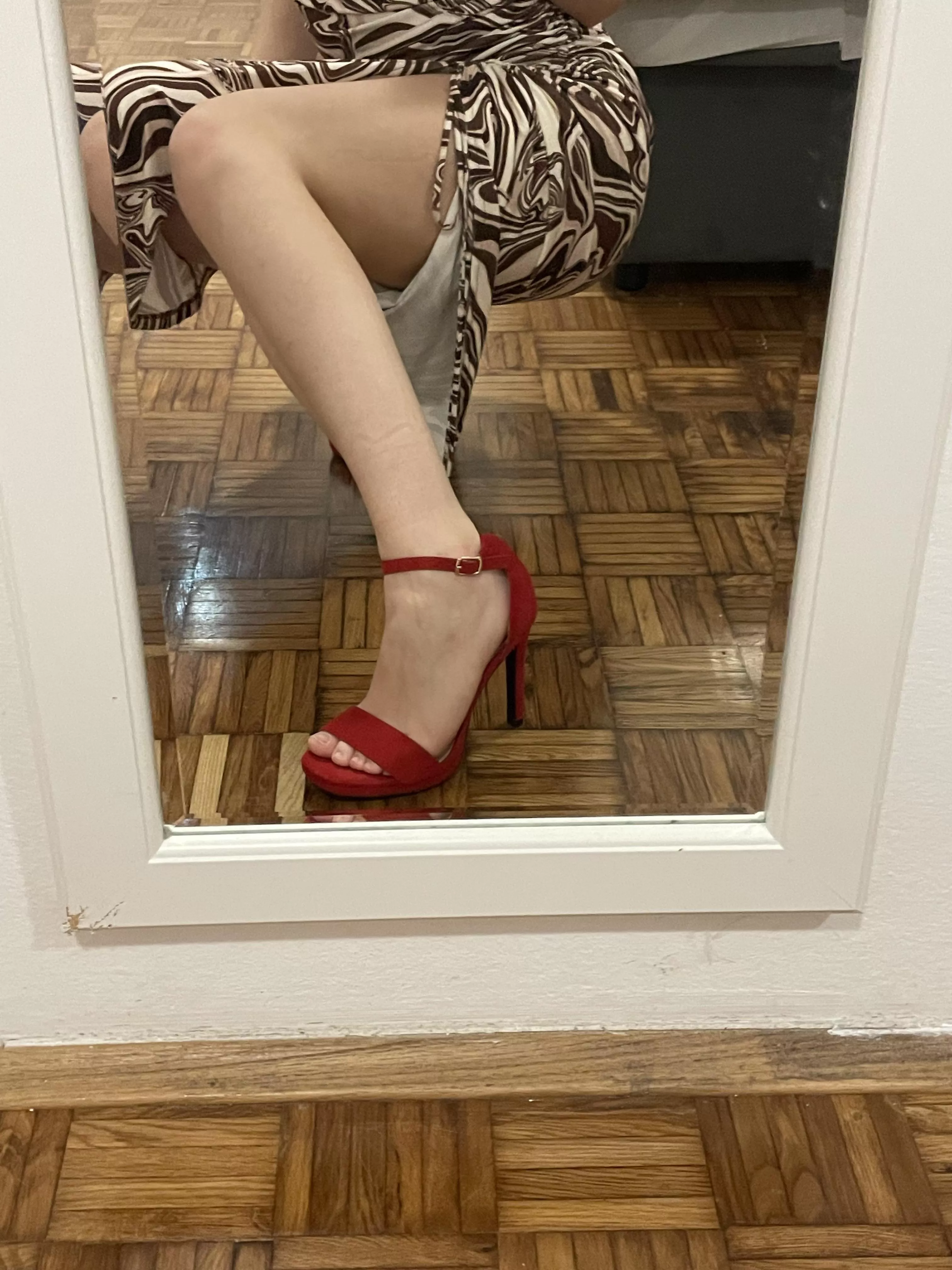 My feet look so good in these heels, but I need a pedi… who’s paying? posted by FeetOnly05