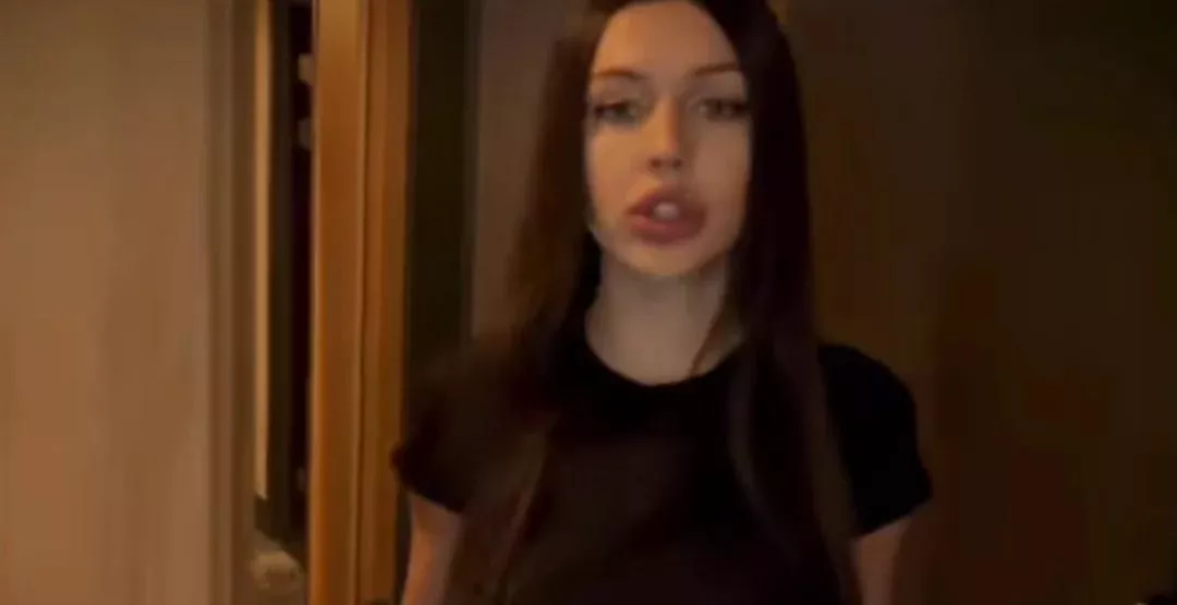 someone knows her name? posted by Psdro