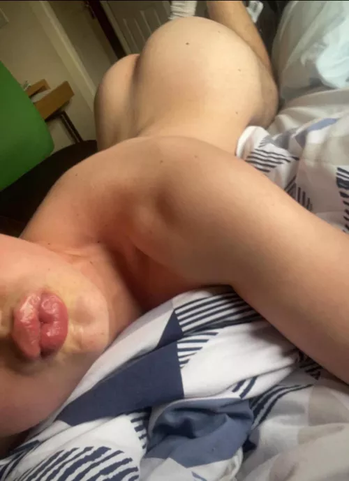 Who’s going to leave their cum dribbling down my leg? x by Submissive12678862