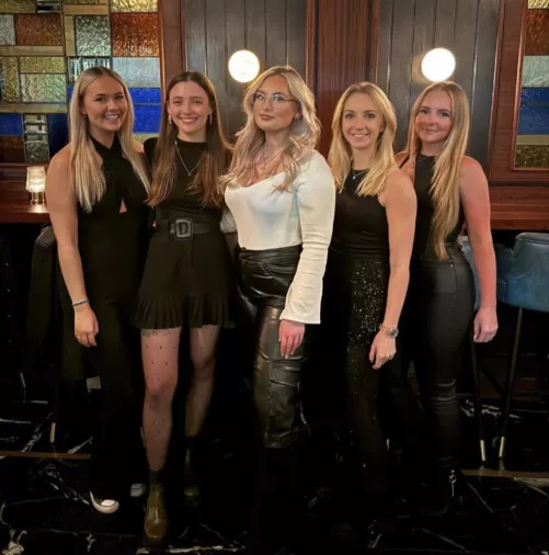 [5] night out by PuzzleheadedYak3108