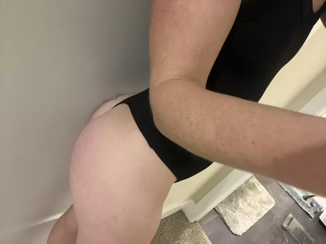 Amateur in selfies expert in the bed by Mrs_Poli_Sci