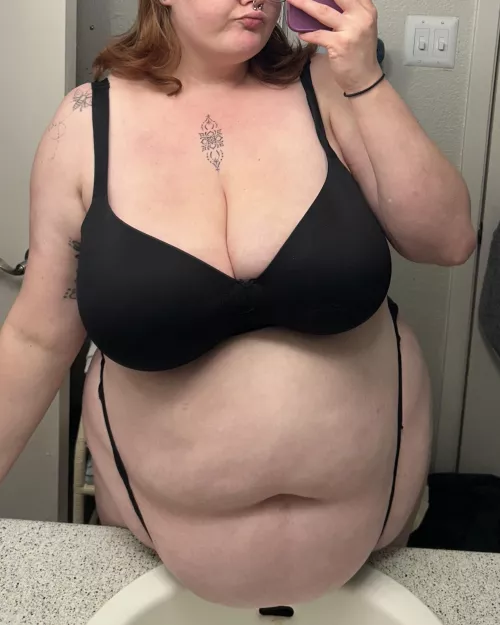 Are you strong enough to hold this big belly? by cuddly_cow