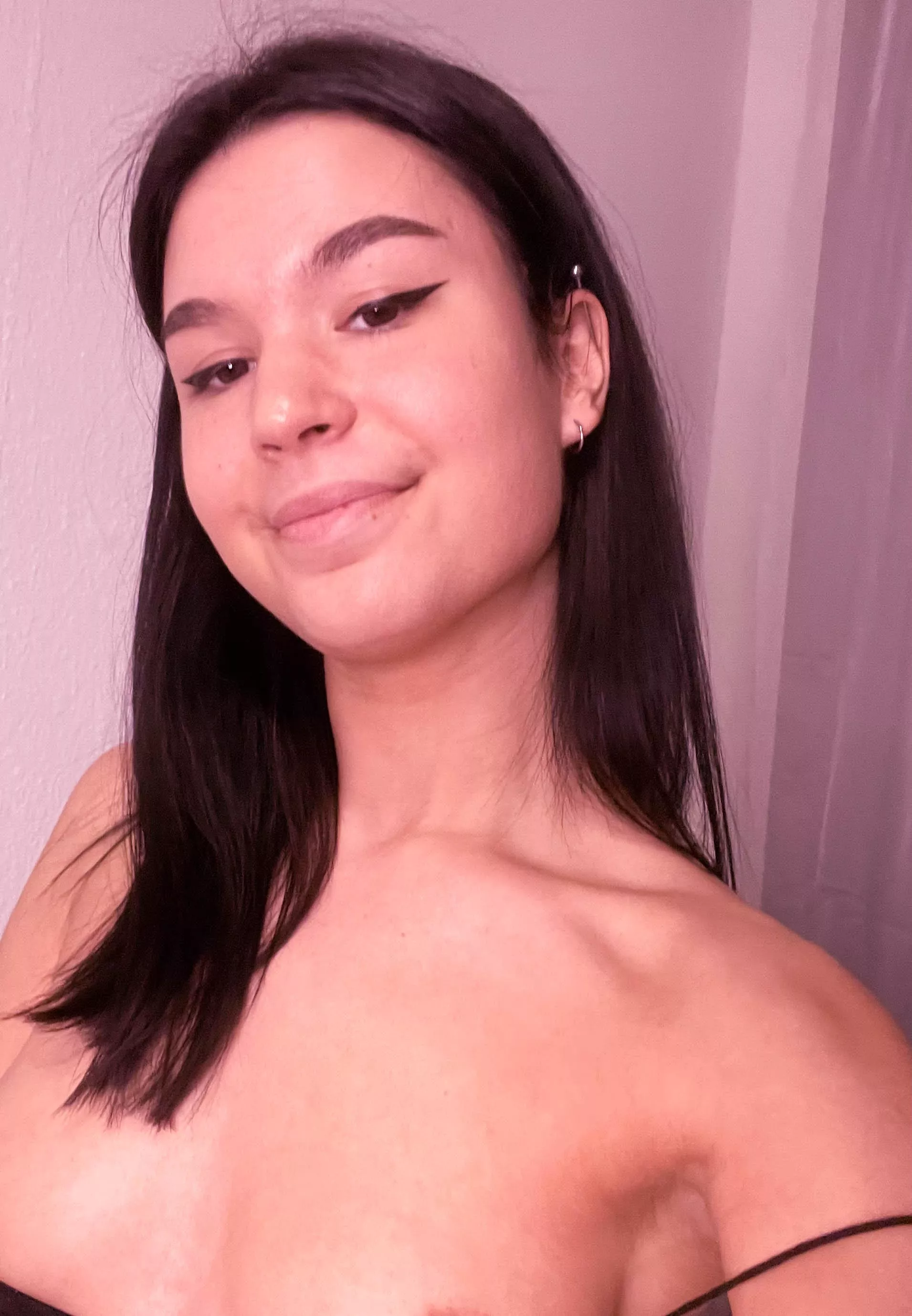 Both my holes are craving your cock posted by Fartinlutherkingdom