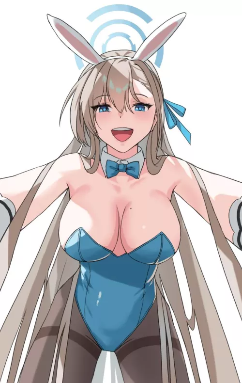 Bunny waifu on top by reversedturnover