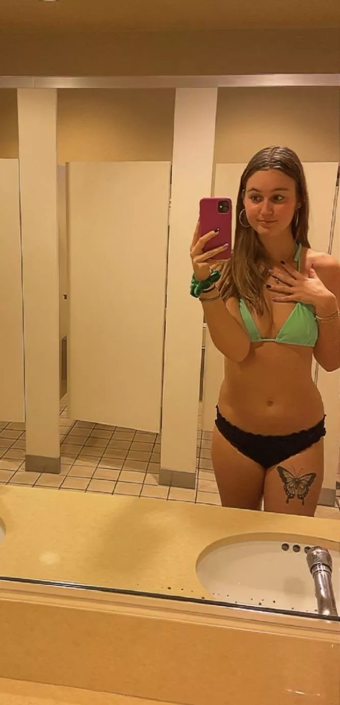 Do you like tatted skinny girls? posted by Hot_Argument_2020