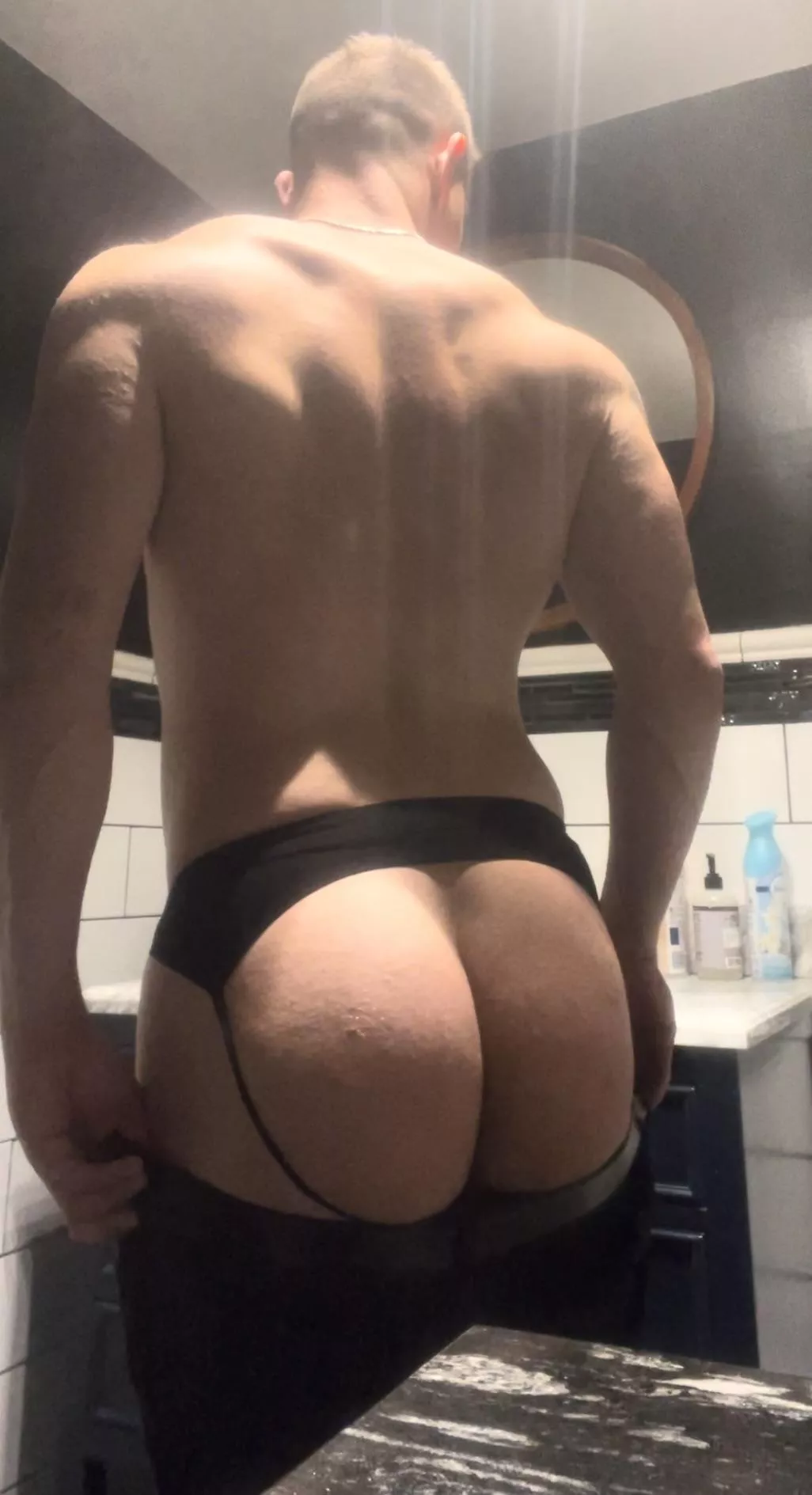 eat or breed ? posted by jordanjoseph1286