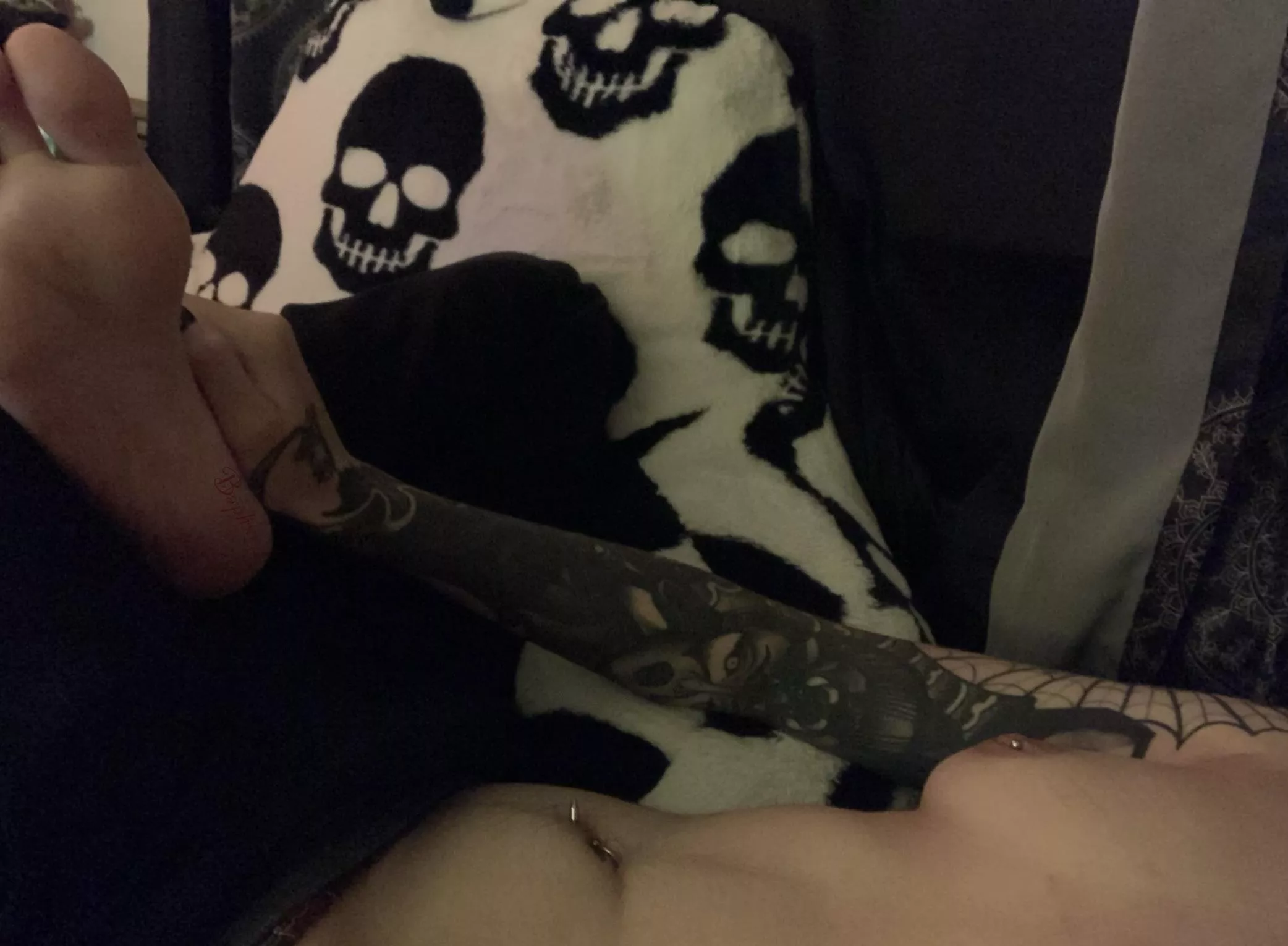 Feast on their bones posted by baphiee