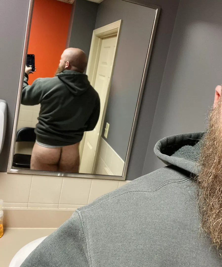 Furry bear ass anyone? by ExposedBear1242