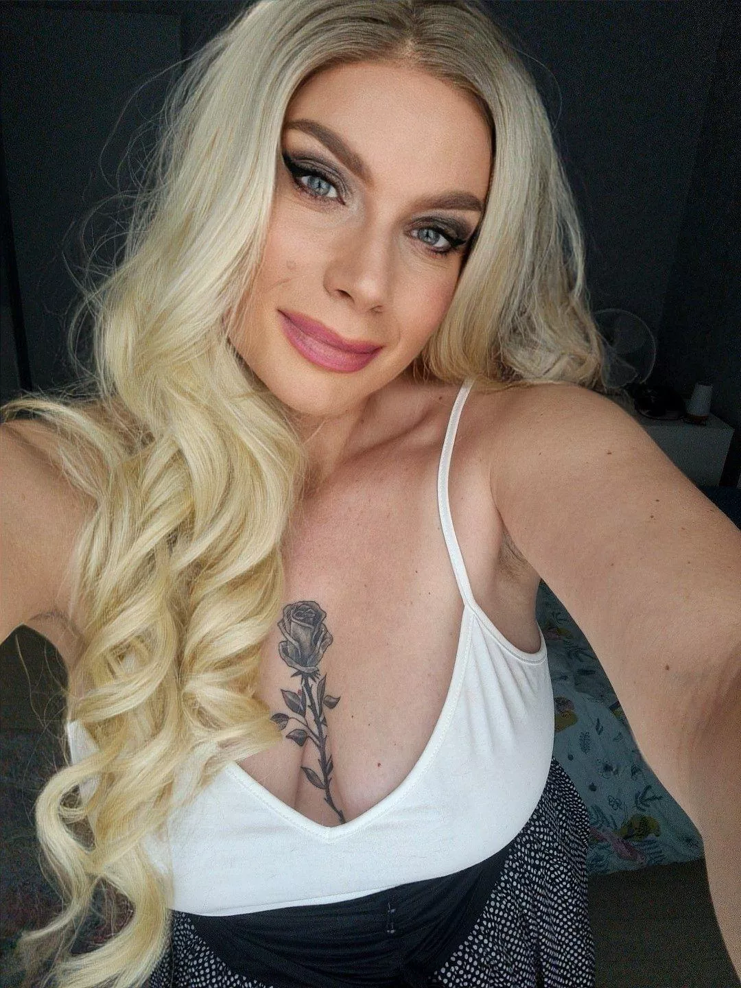 Here's to a flirty day, love posted by geekareen