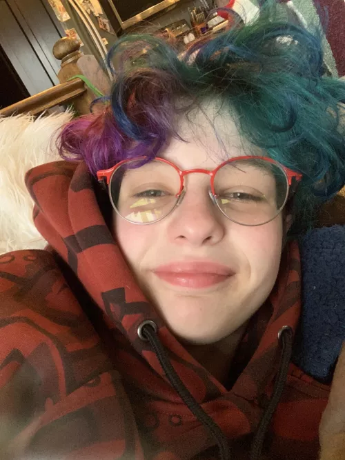 Hi haven’t posted a recent one as I’ve been sick with Covid :) by AshleyTheRedPanda