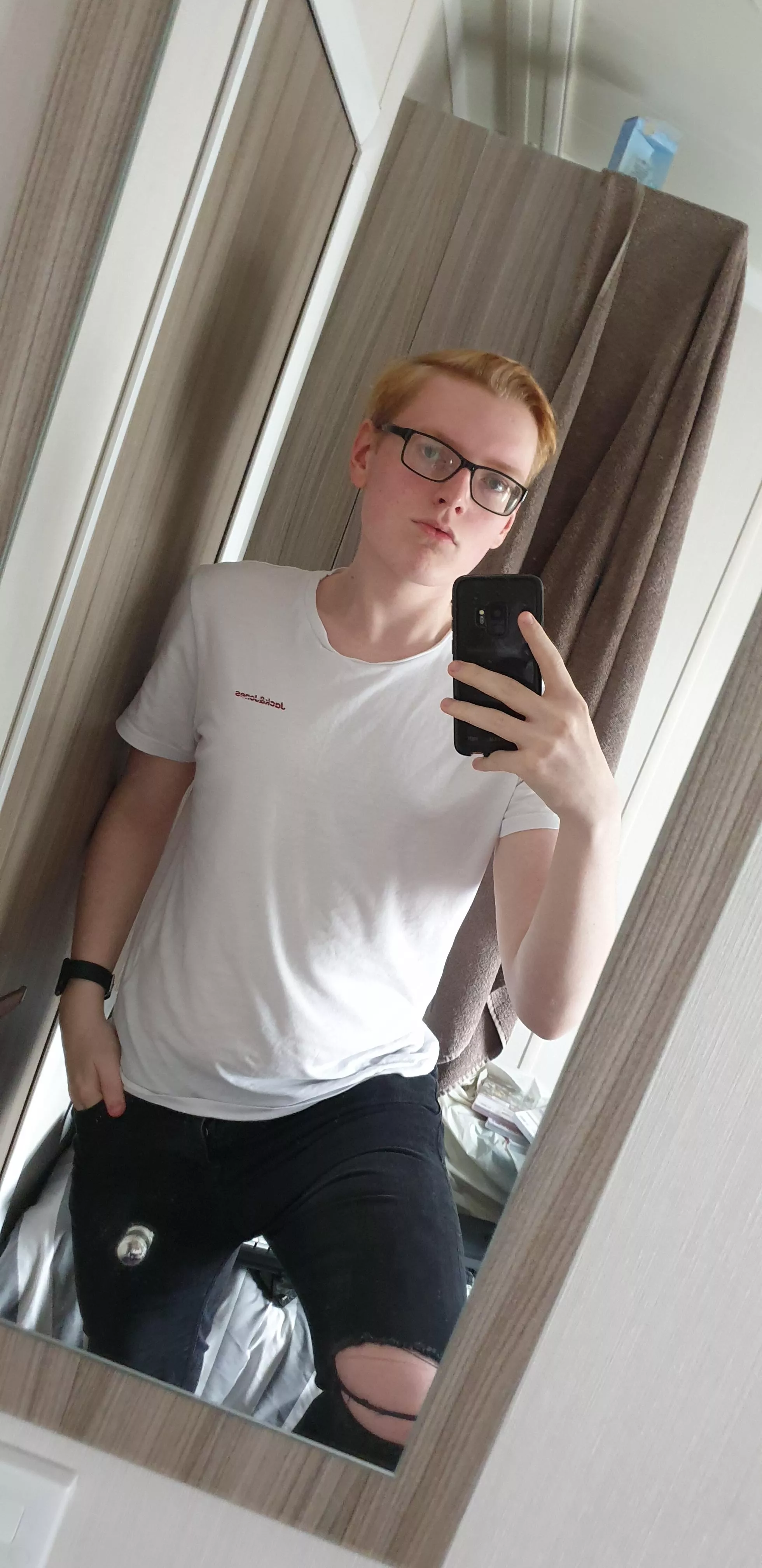 Hope the Monday blues aren't getting you down posted by TheoSparrow