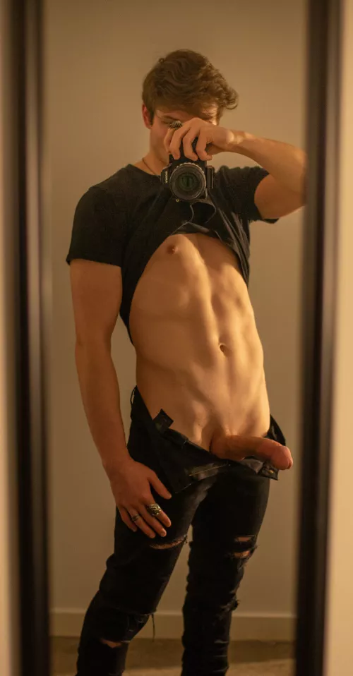 It's my cake day! Could I borrow yours to celebrate? 🎂🍑 by Maple_Cock