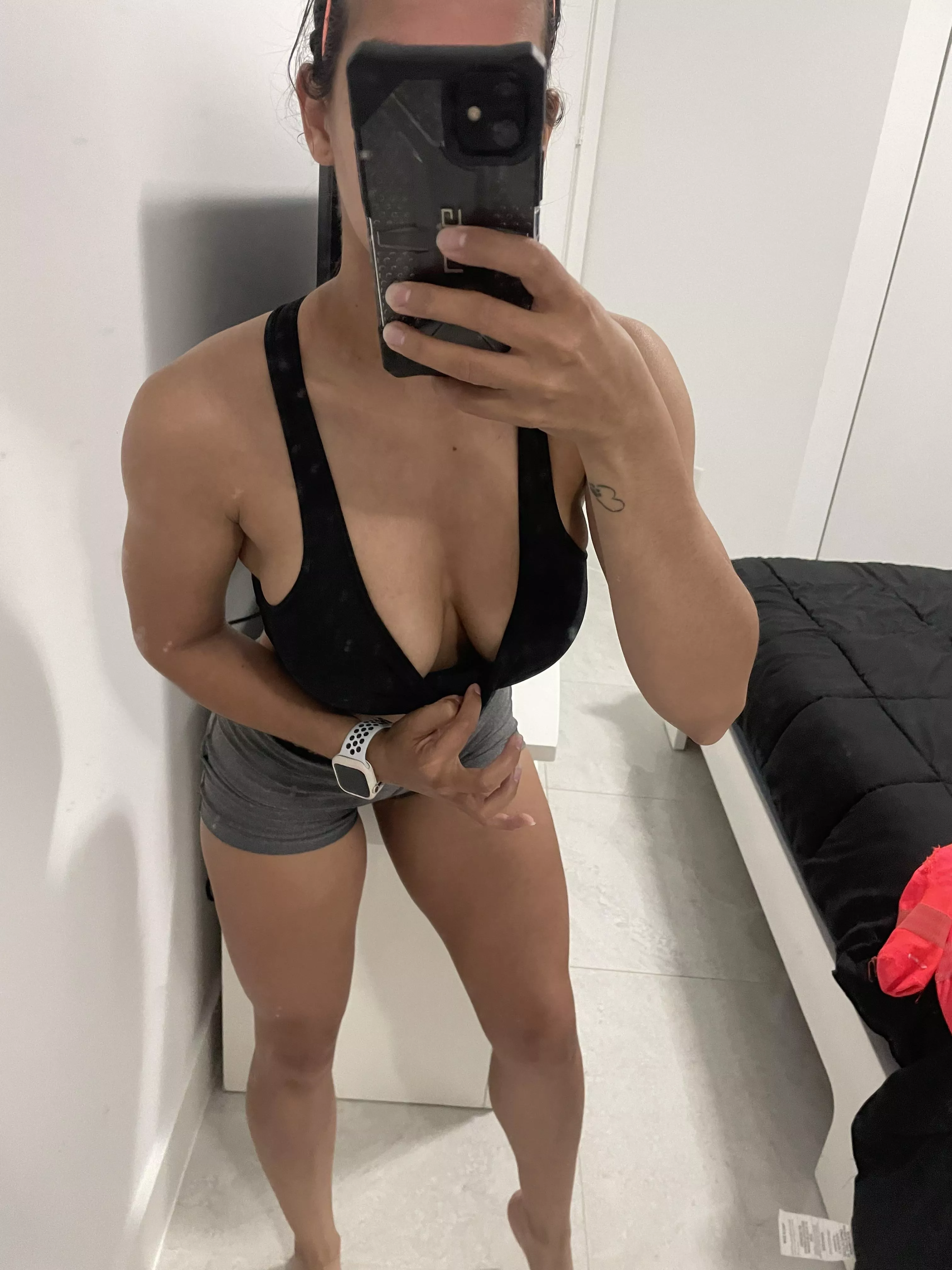 Just come and play with them papi posted by saramiller2222