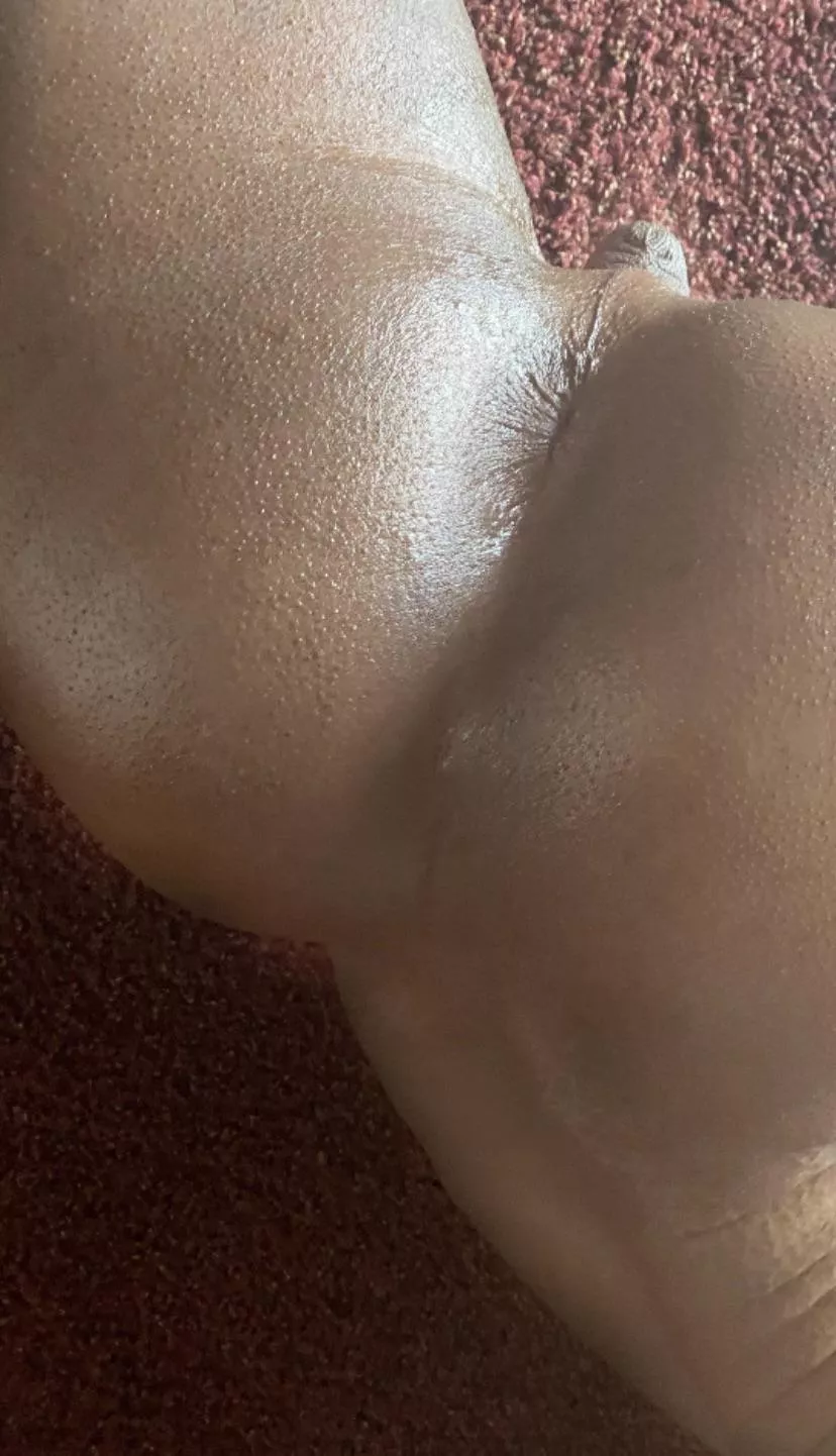 Just want to be a man’s forever sub bottom😜 read my other posts to get an idea posted by Ok-Act-2913