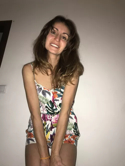 Milf is in a wonderful mood today (F30) by Viki_soul