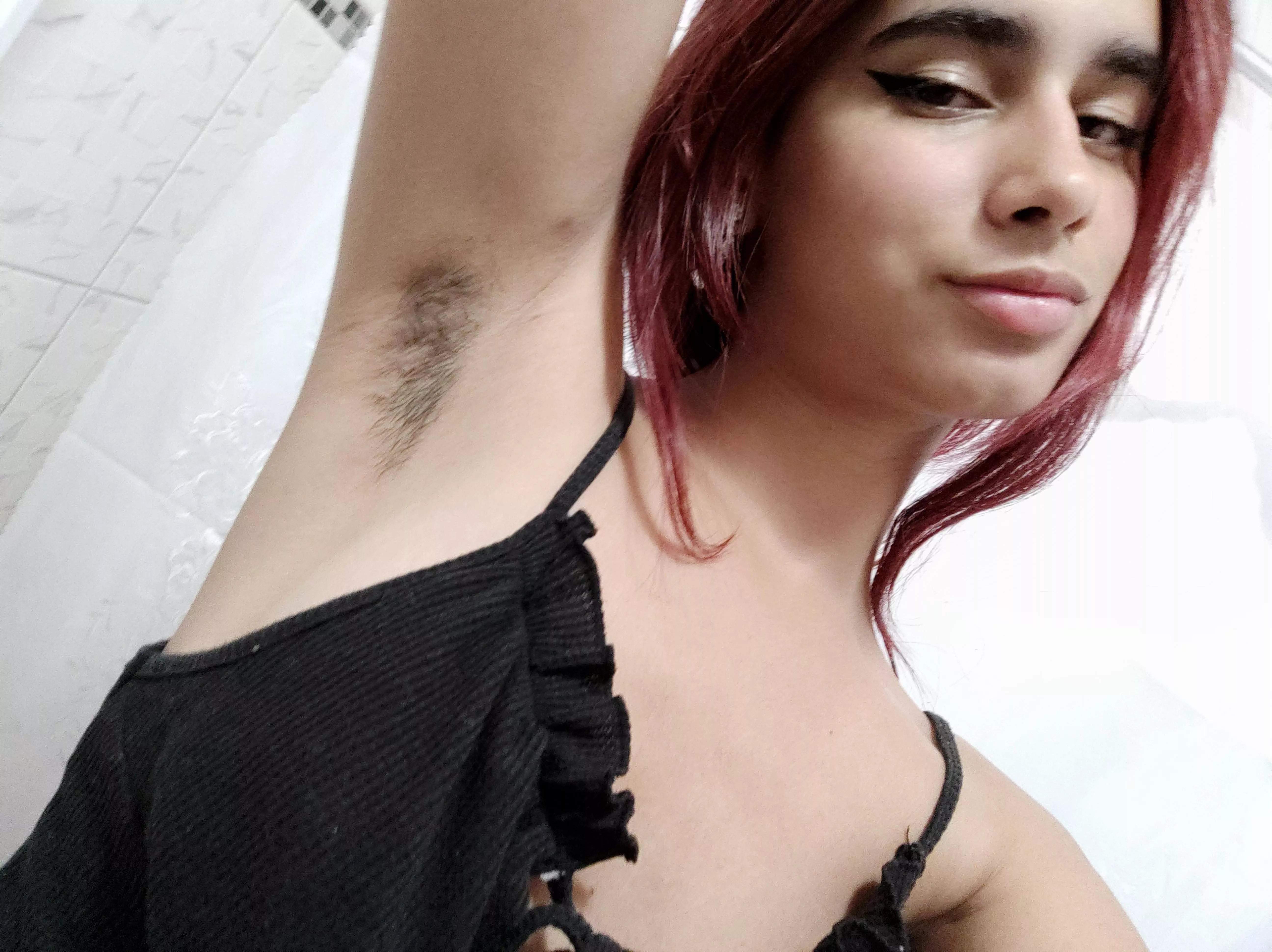 Natural Argentina goddess, will you lick? posted by cami_goddess