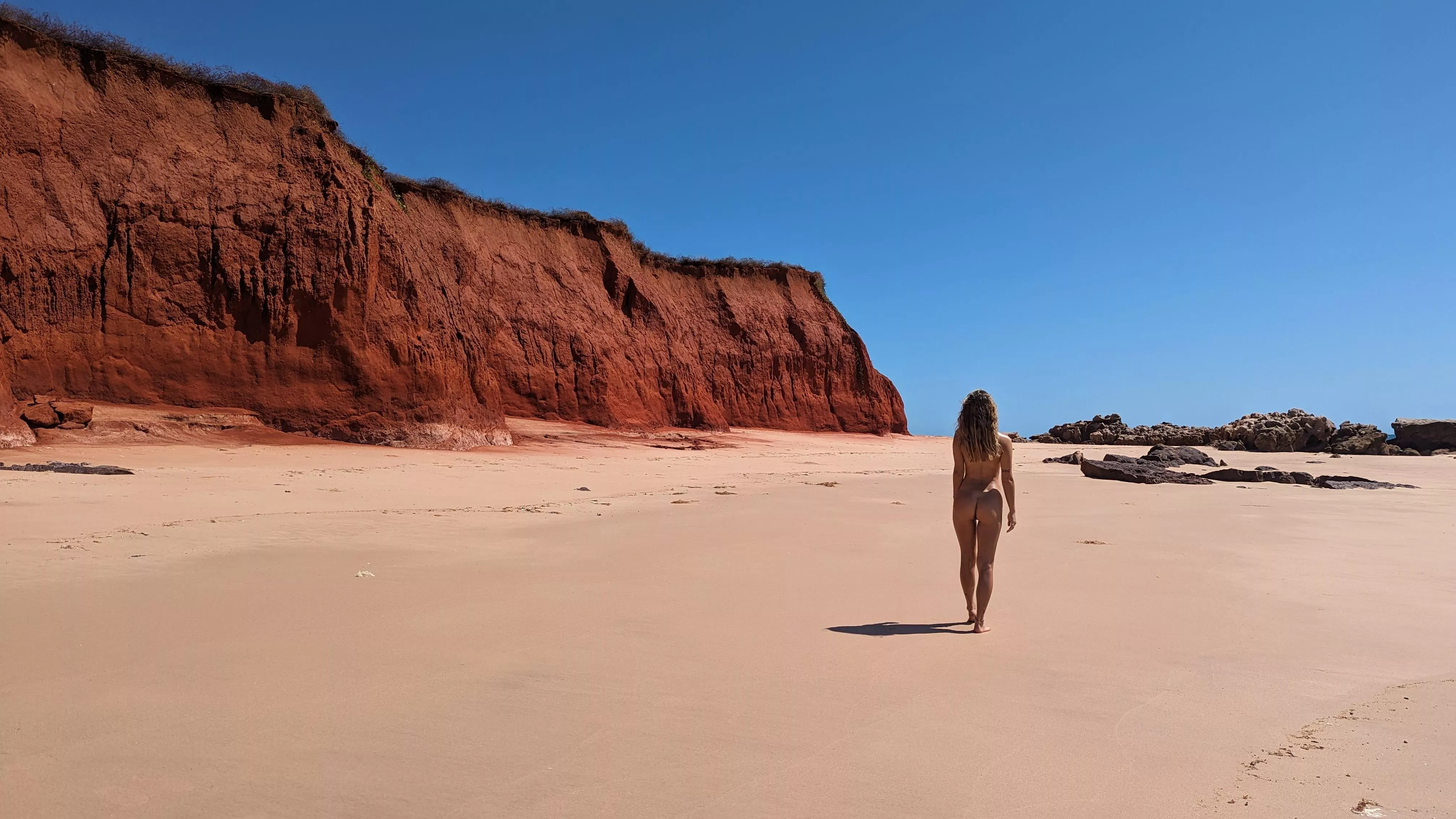 off with the desert nymphs posted by honeylullah