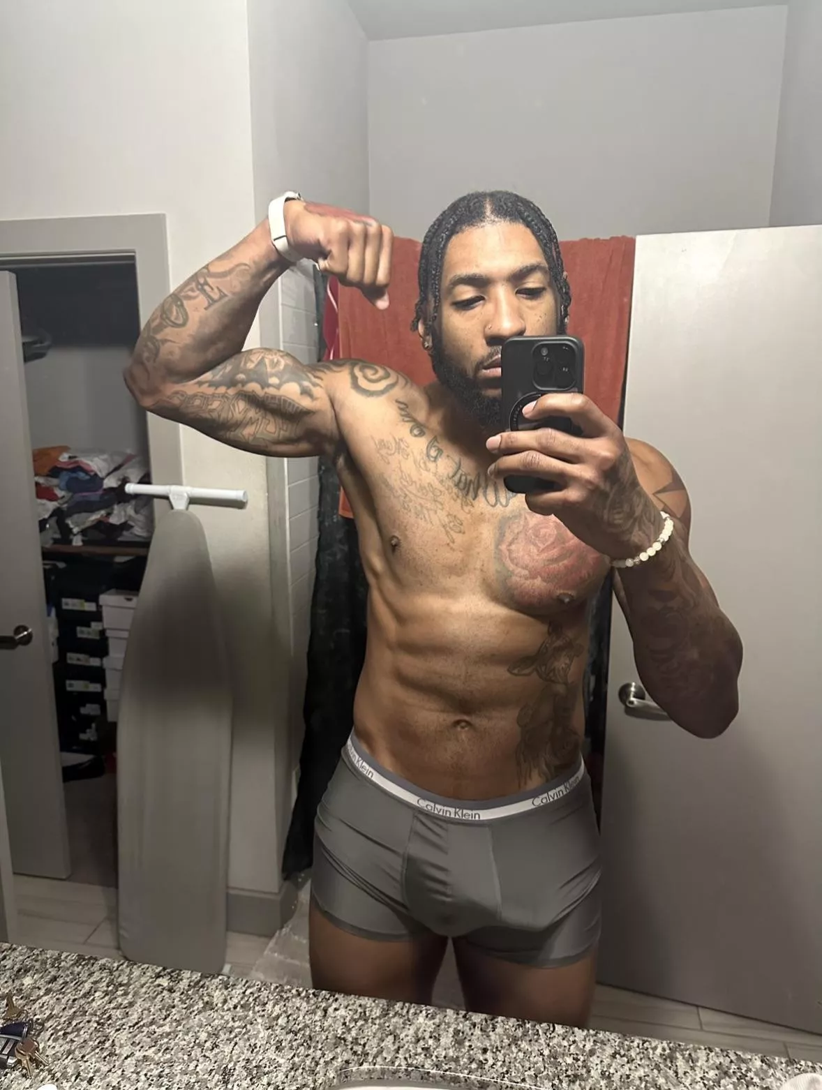 Sniffing me 😁✨ posted by Rose_nct