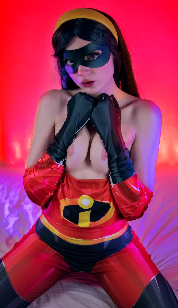 Violet Parr by Ave Ria posted by MereOasis