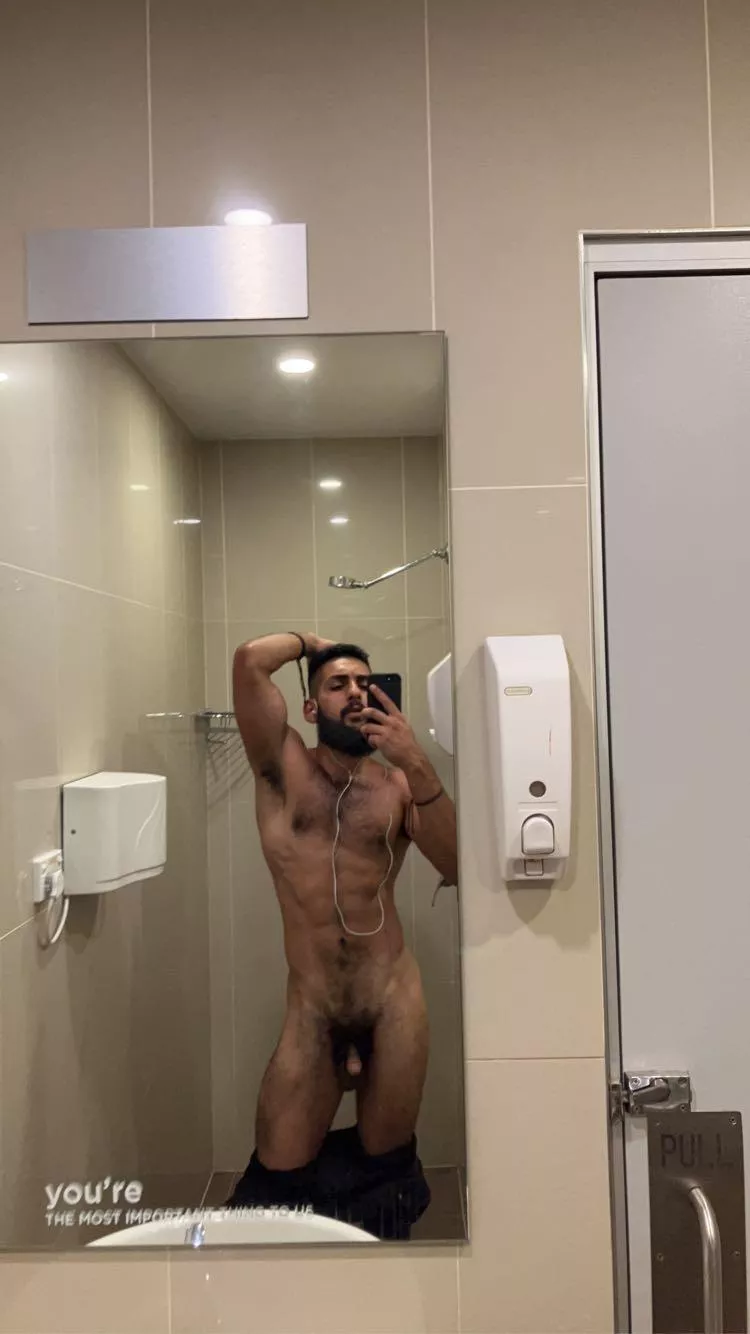 who wants my sweaty gym shirt? posted by HatPsychological1868