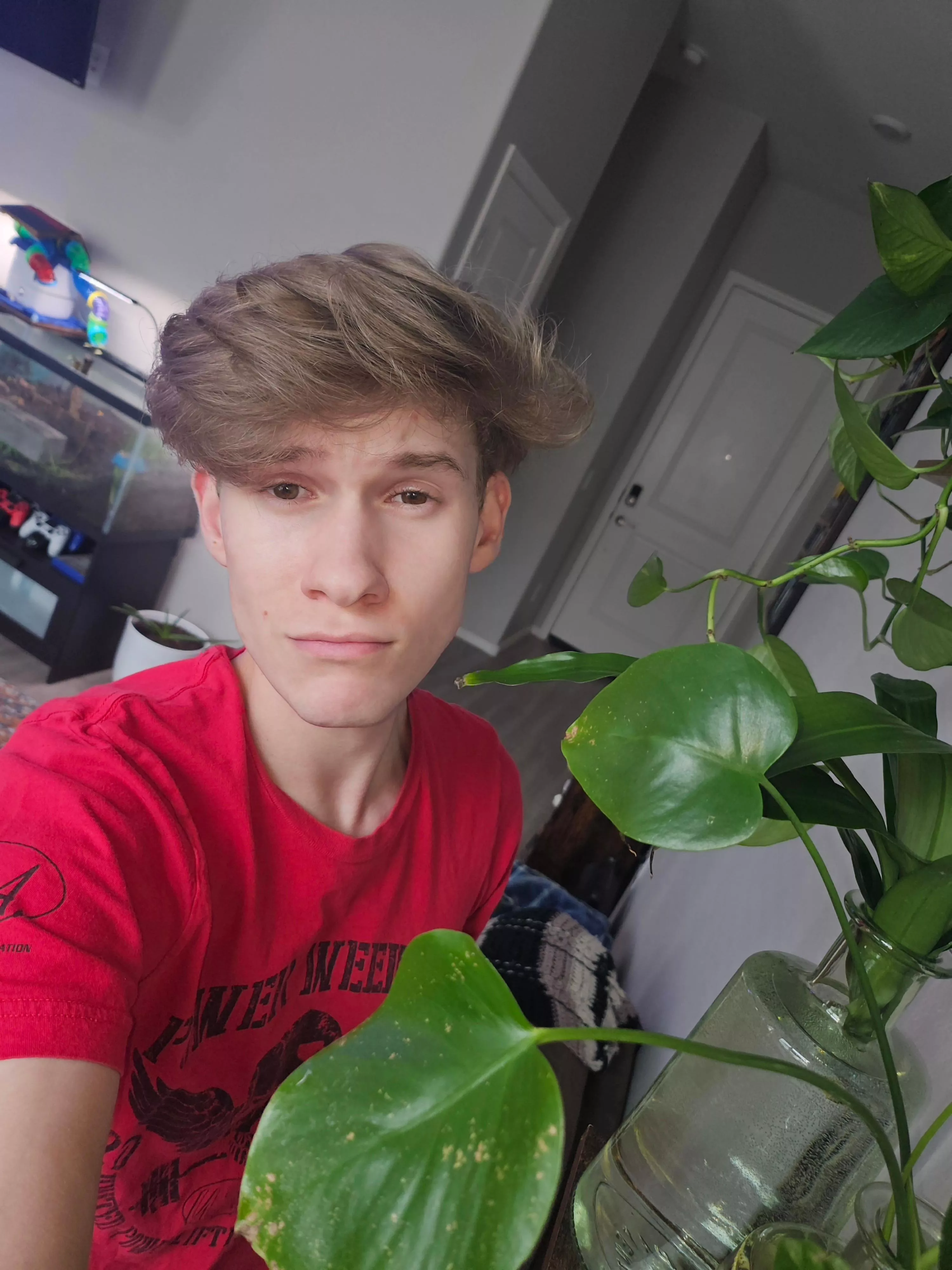 22m looking for bro into ballbusting posted by ActSoft3696