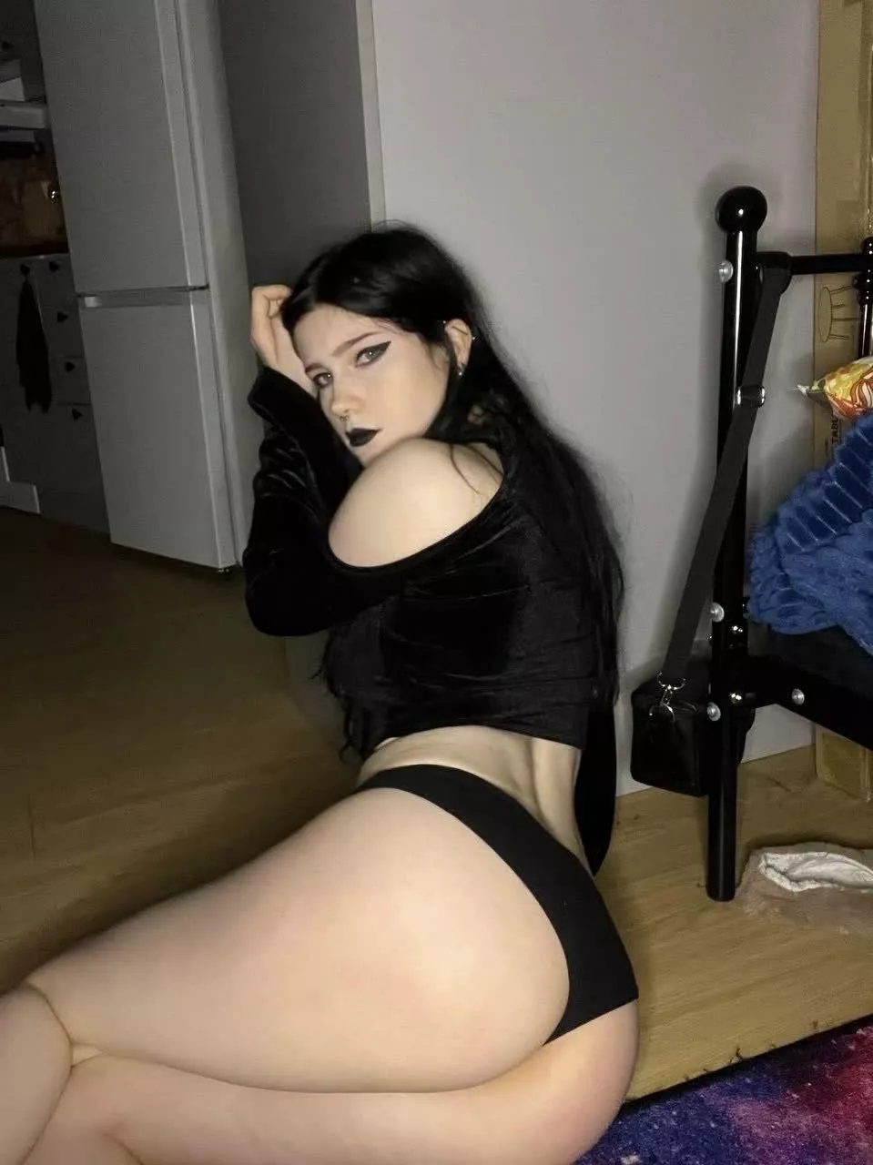 Black is my favorite color posted by Stylish_Sireny