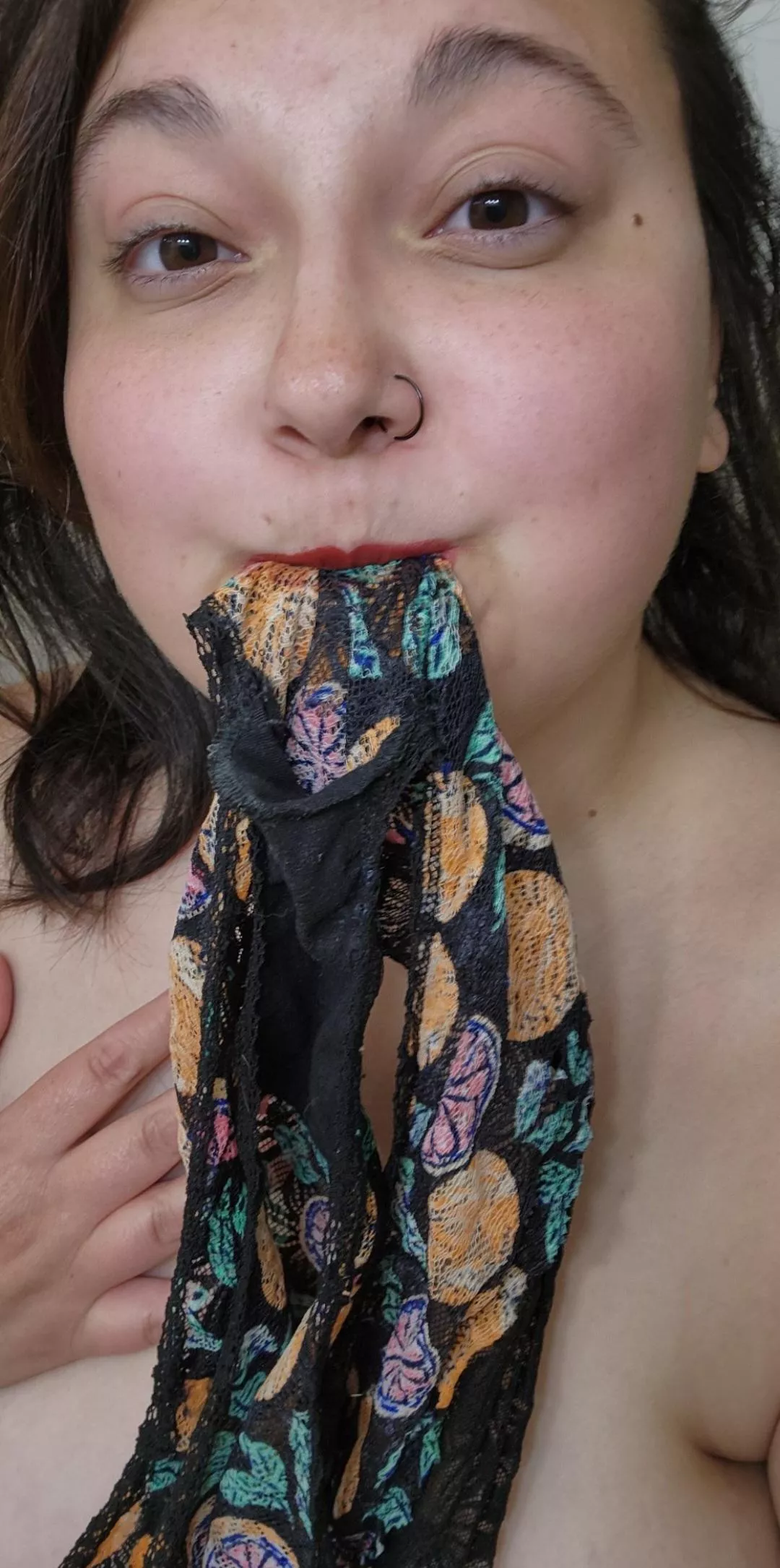 Cirtus lace and red lipstick posted by underthesea9393