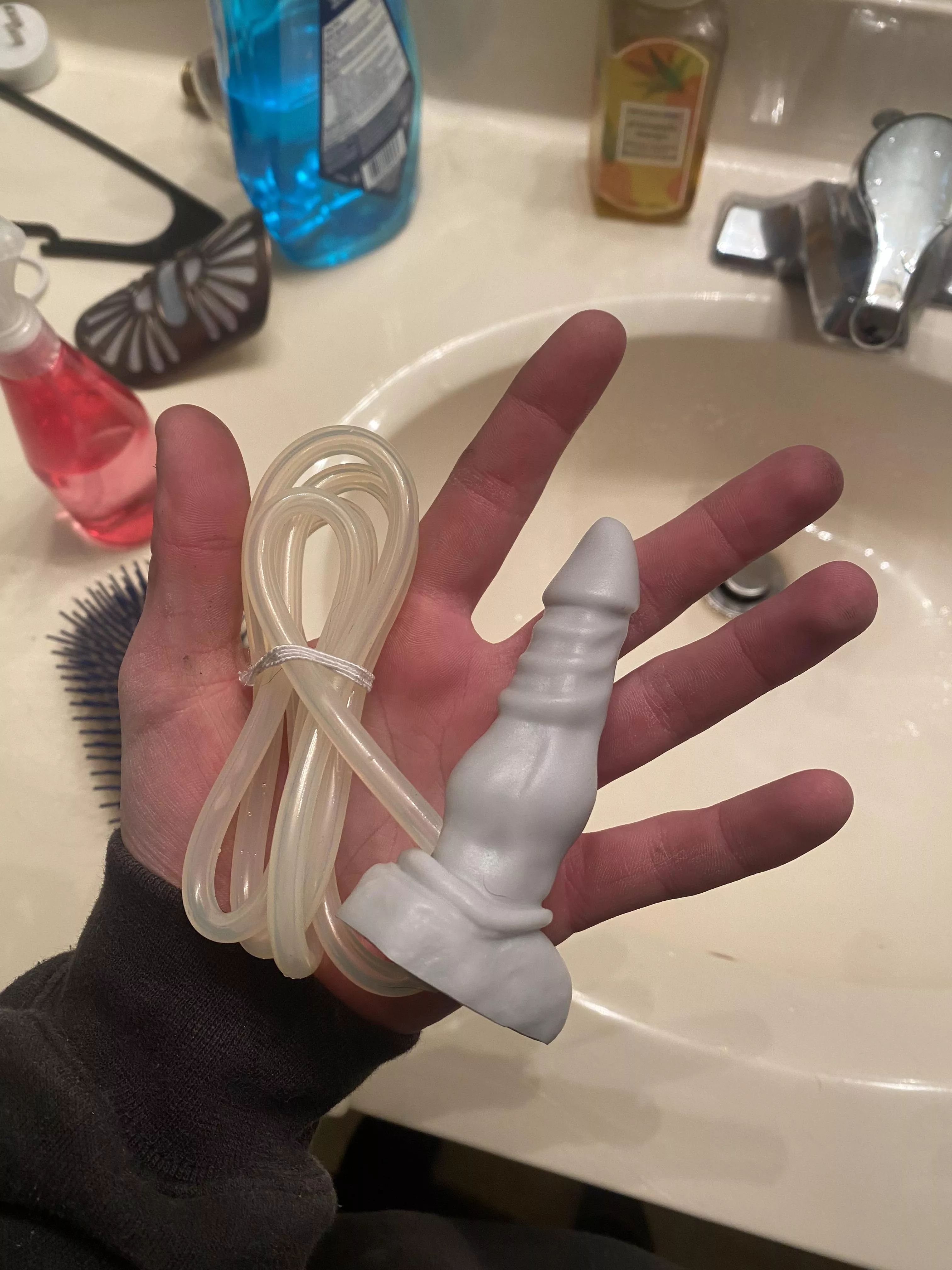 First bad dragon , wow is this thing small , I knew it was gonna be little based off the name “lil squirt” but wow this thing is tiny. I can just about take a regular sized dick, so what would be a better option for me? posted by Unlucky_Specialist63