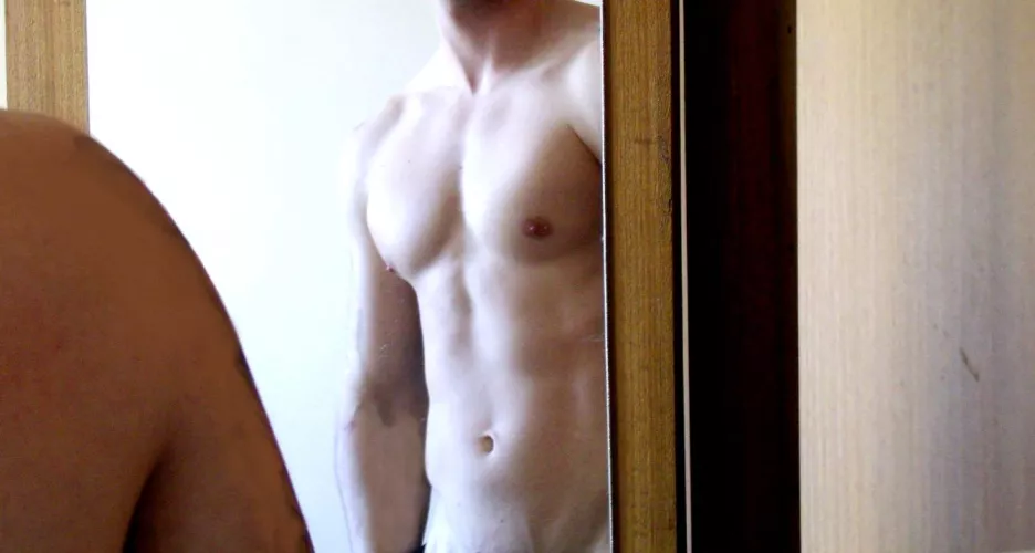 First time here be nice please 💞 by asexyspiderman