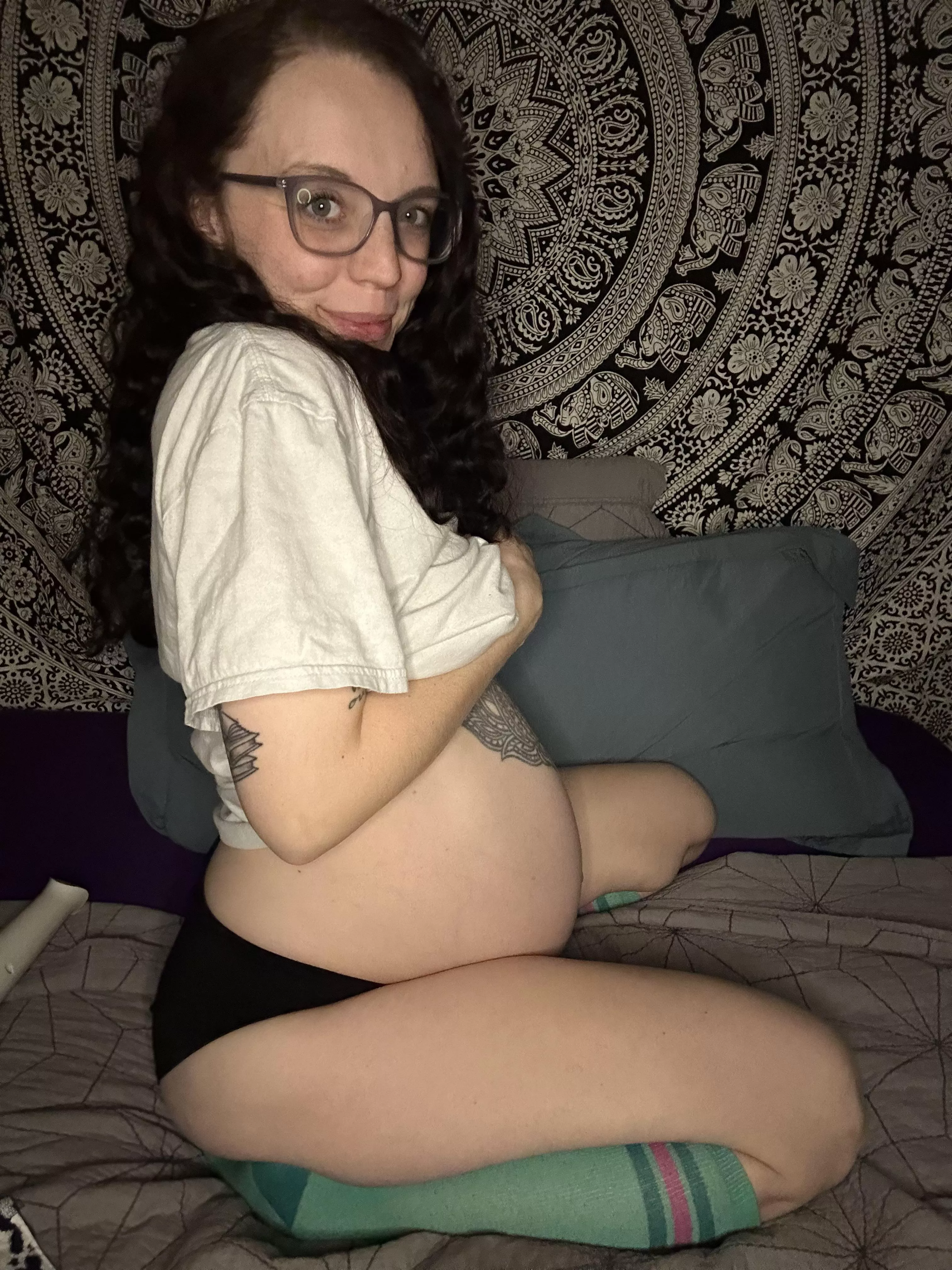 Forever living in knee socks posted by smuttyfantasy