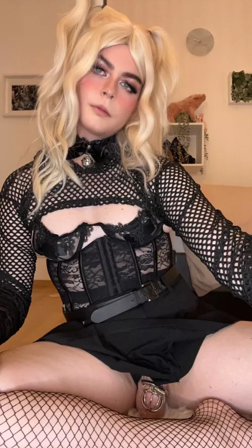 Good sissies stay locked until their little cocks become tiny and useless - how am I doing? by bby__nina