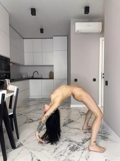 I'm your table for tonight's dinner by bonedcadiz