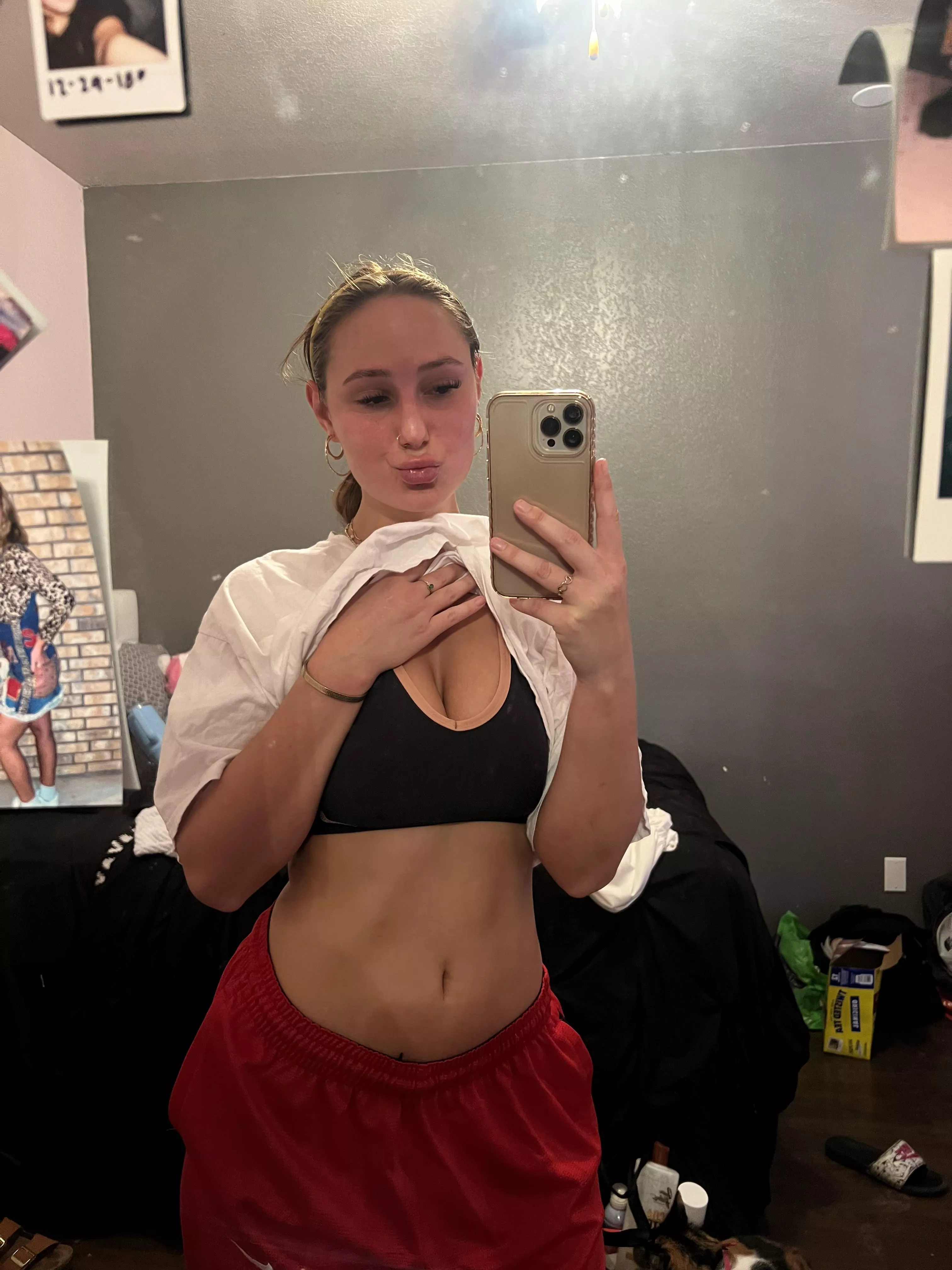 improving my body every chance i get posted by zaeszecret