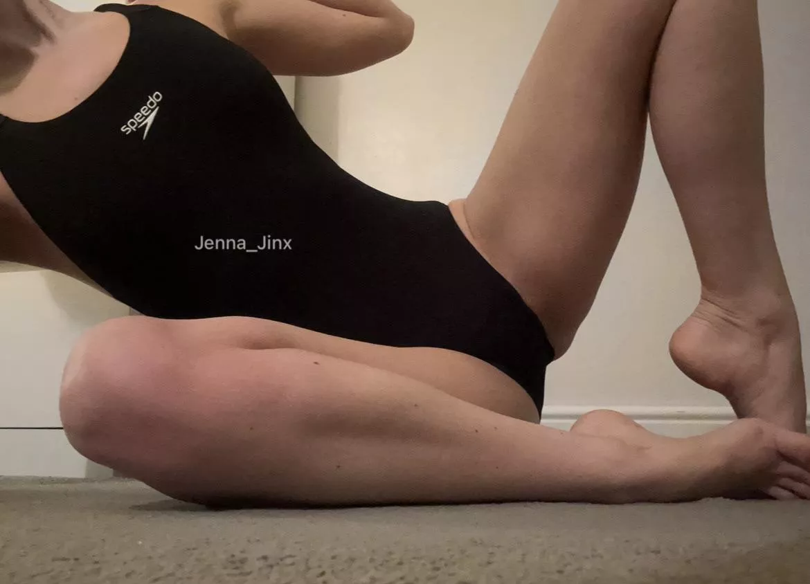 It’s time for my Monday swim later OC posted by jenna_jinx