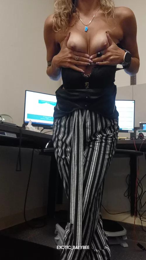 Looks can be deceiving, this data analyst works hard when she's done showing off by Exotic_Bayybee