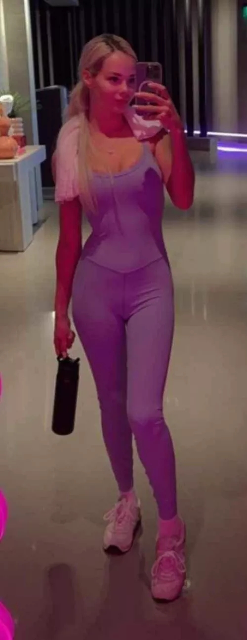 Love the outfit by CamLarson