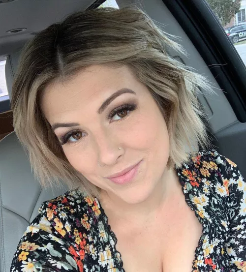 Lyndee INSTA by danib_127